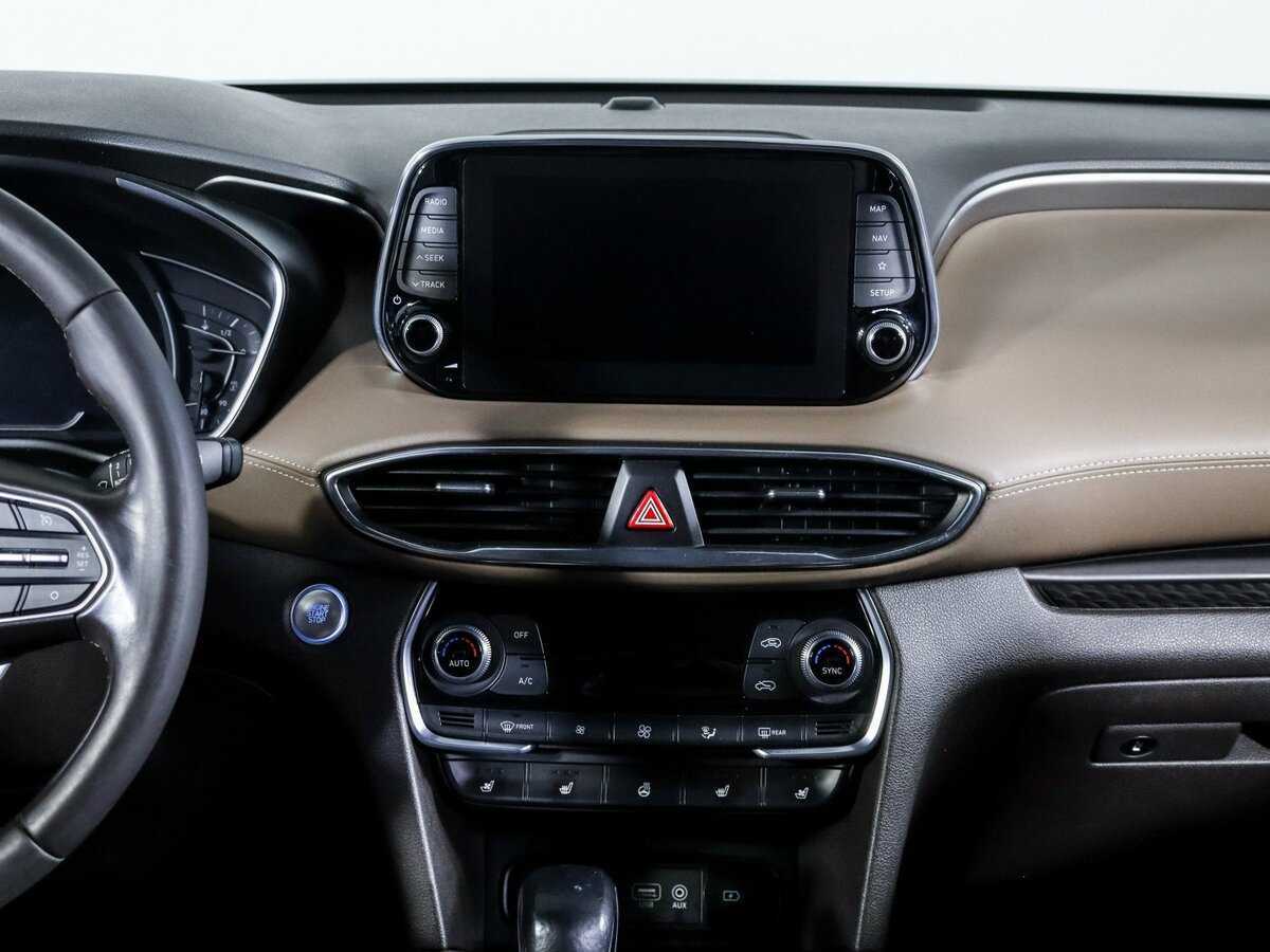 Hyundai Santa Fe с пробегом — 2019 год. Фото: #9