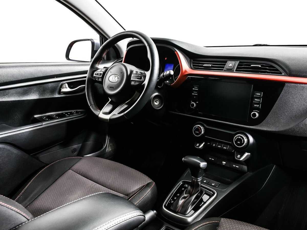 Kia Rio с пробегом — 2020 год. Фото: #8