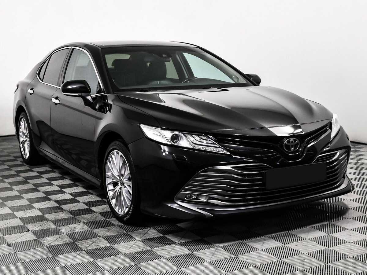 Toyota Camry с пробегом — 2019 год. Фото: #2