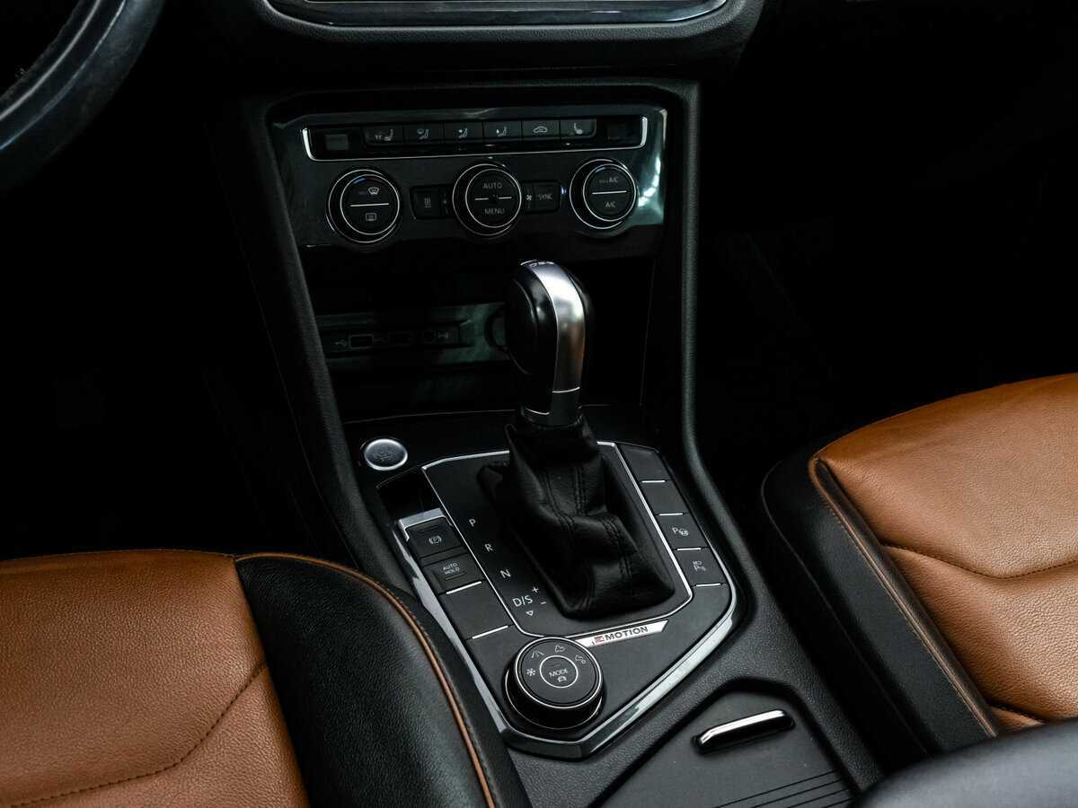 Volkswagen Tiguan с пробегом — 2018 год. Фото: #13