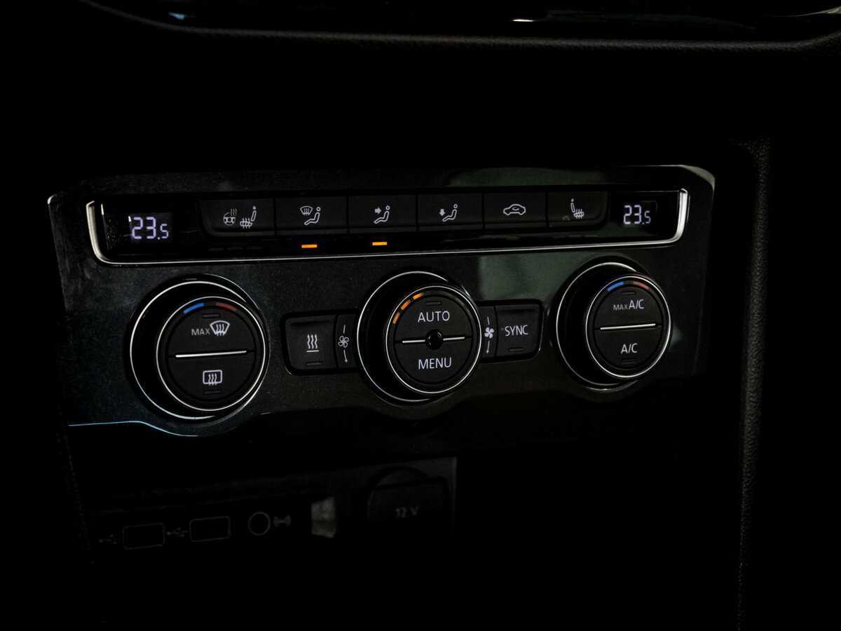 Volkswagen Tiguan с пробегом — 2018 год. Фото: #17