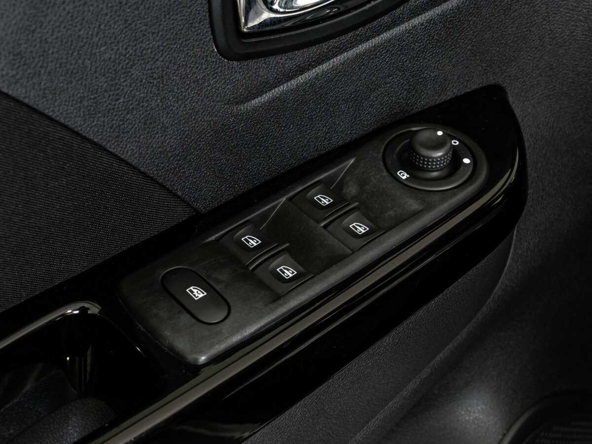 Renault Kaptur с пробегом — 2017 год. Фото: #17