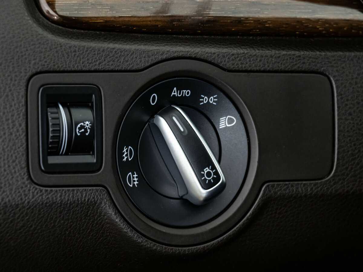 Volkswagen Passat с пробегом — 2012 год. Фото: #16