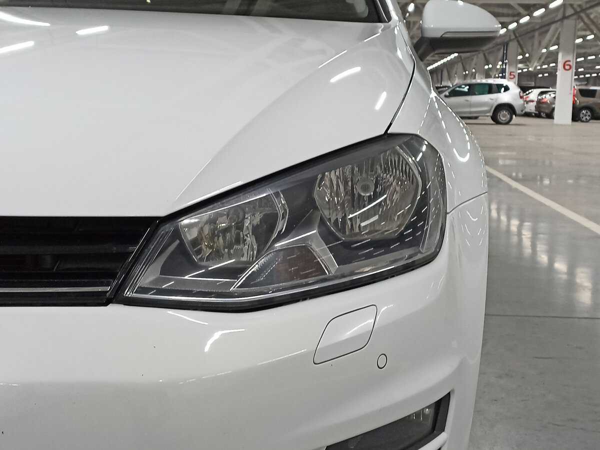 Volkswagen Golf с пробегом — 2013 год. Фото: #16