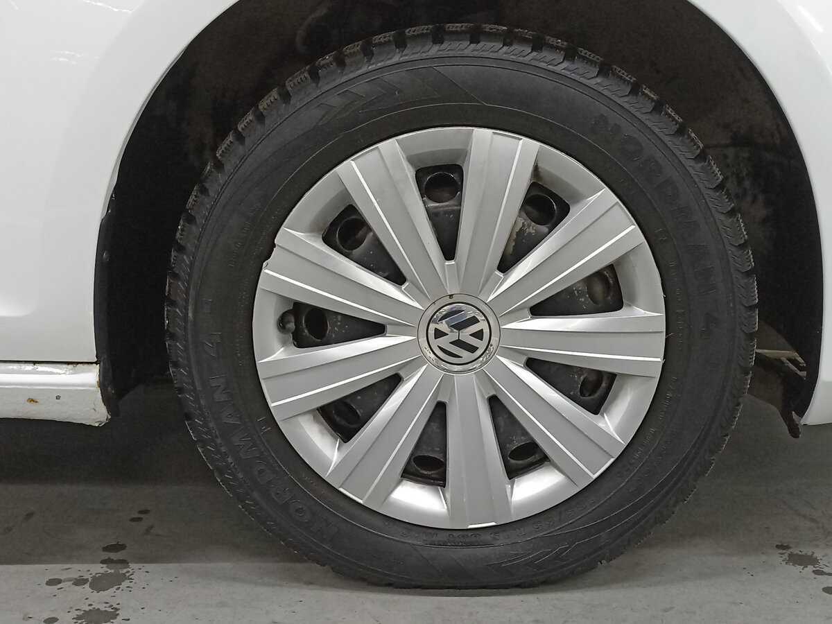 Volkswagen Golf с пробегом — 2013 год. Фото: #17