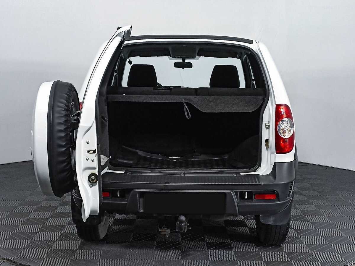 Chevrolet Niva с пробегом — 2016 год. Фото: #7