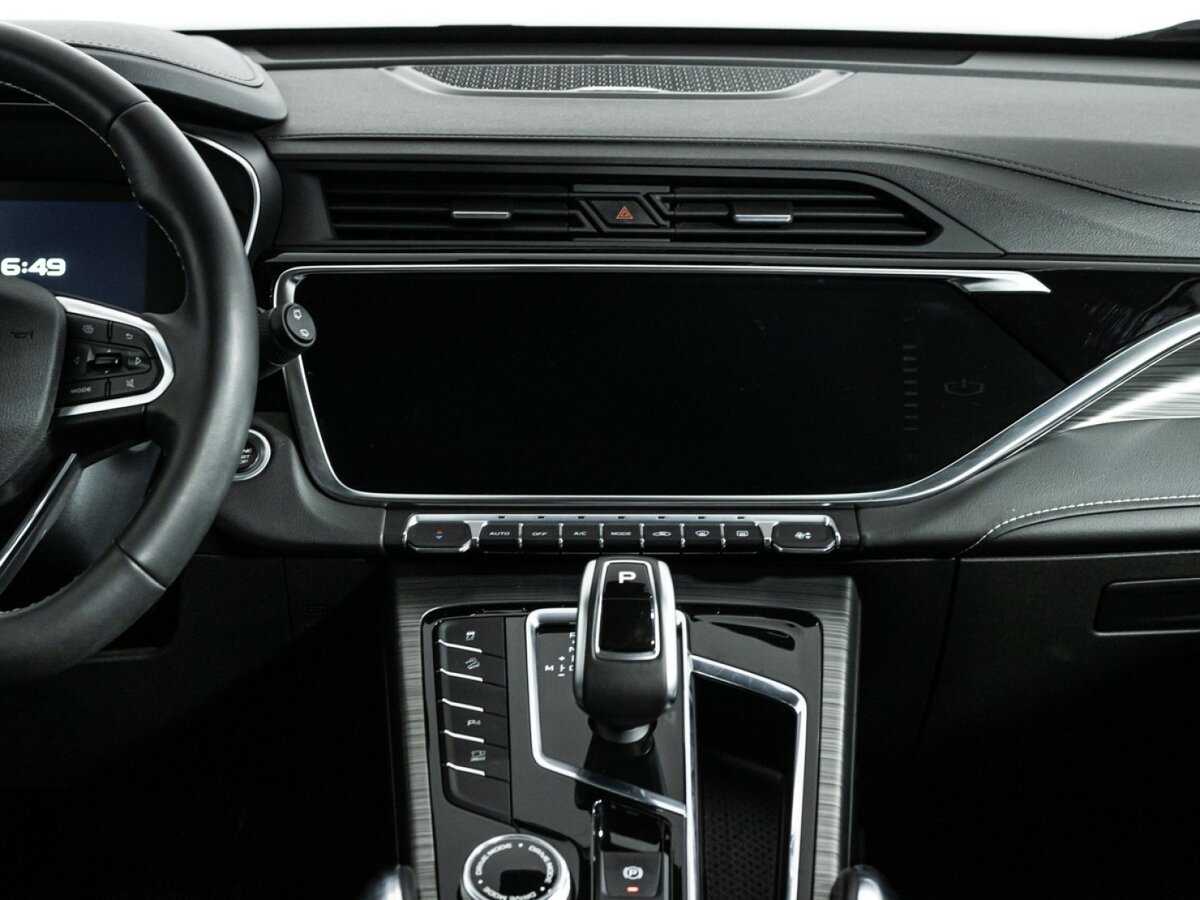 Geely Atlas Pro с пробегом — 2023 год. Фото: #13