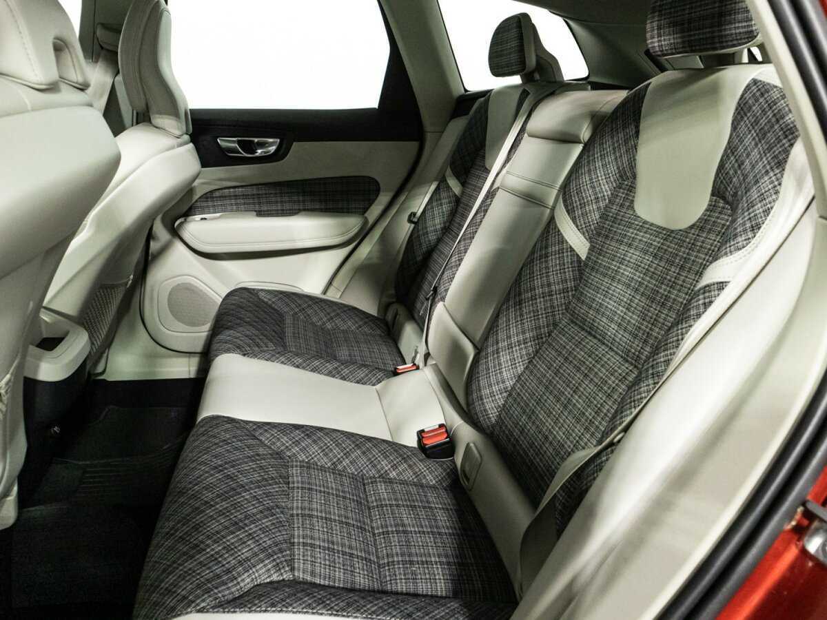Volvo XC60 с пробегом — 2019 год. Фото: #9