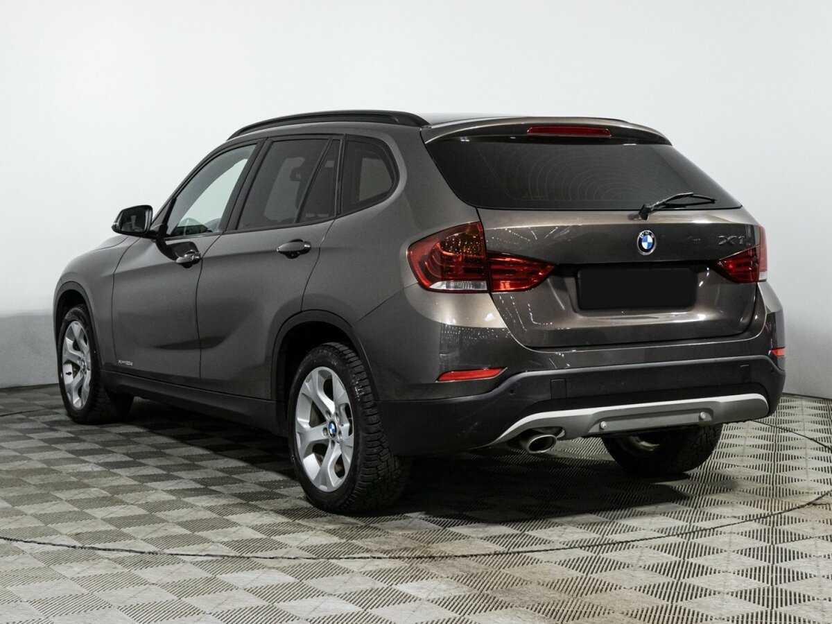 BMW X1 с пробегом — 2013 год. Фото: #6