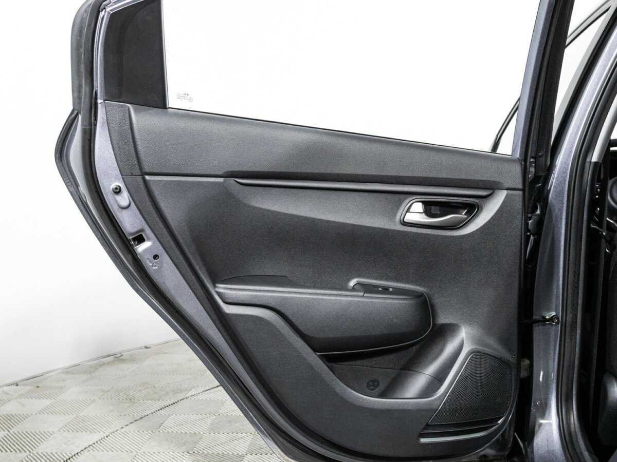 Kia Rio с пробегом — 2021 год. Фото: #26