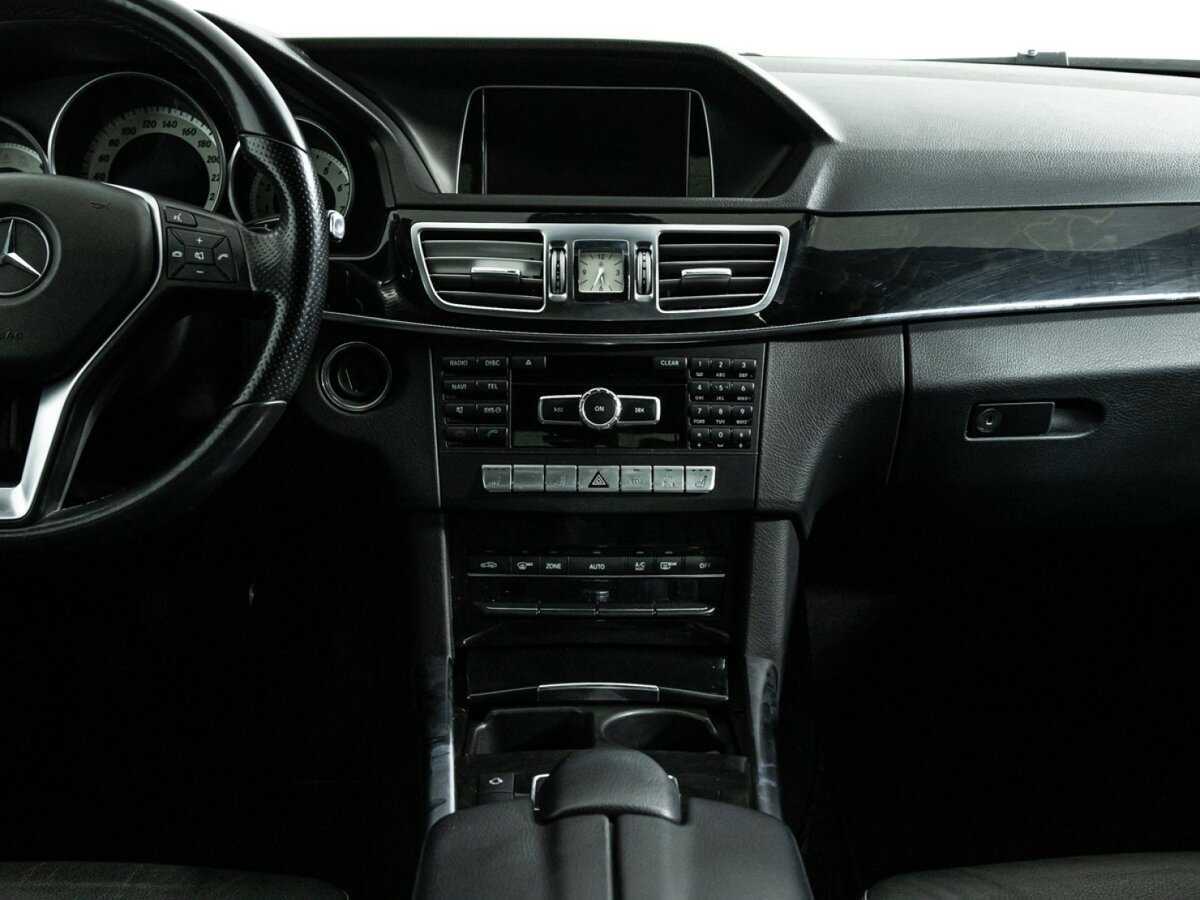 Mercedes-Benz E-Класс с пробегом — 2013 год. Фото: #13