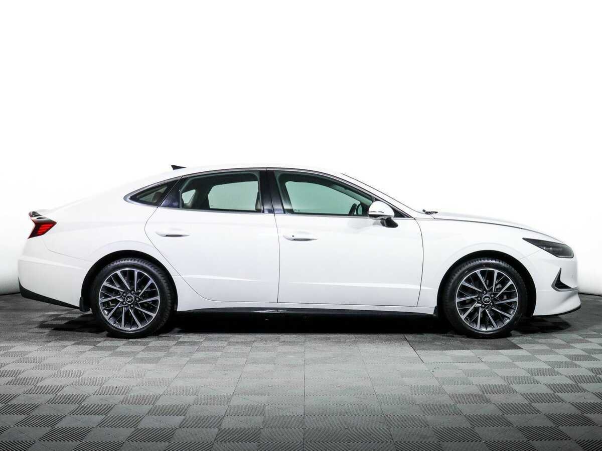 Hyundai Sonata с пробегом — 2020 год. Фото: #3