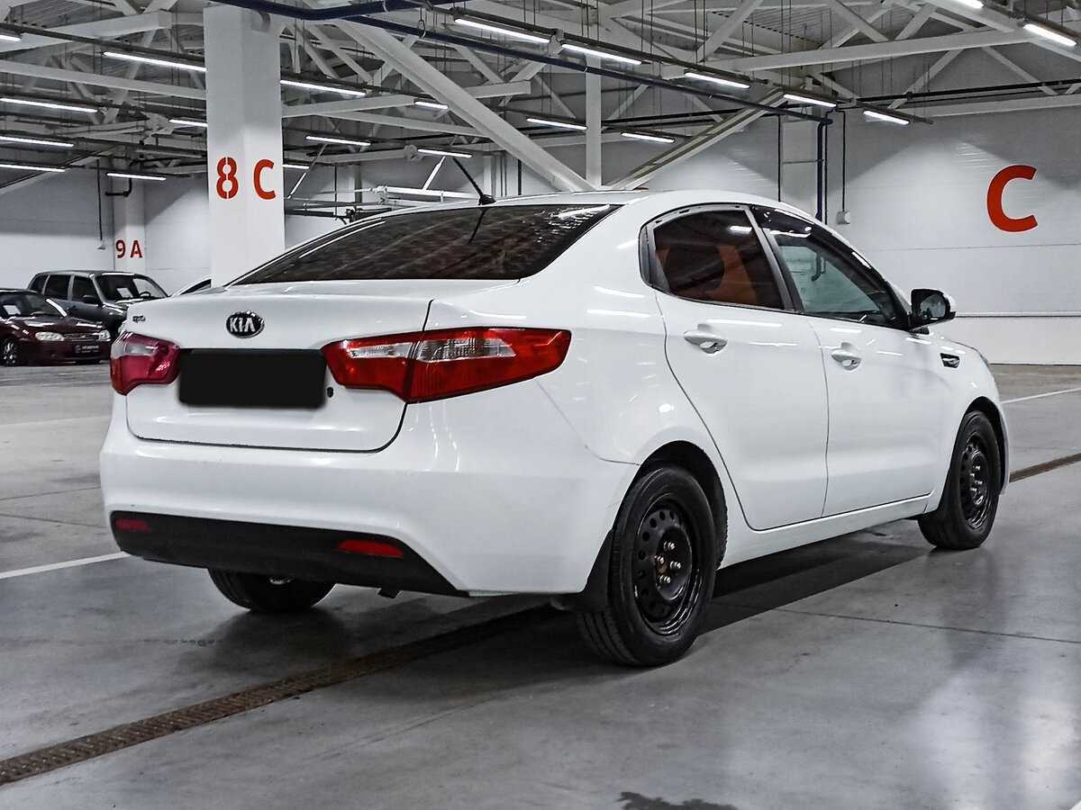 Kia Rio с пробегом — 2014 год. Фото: #4