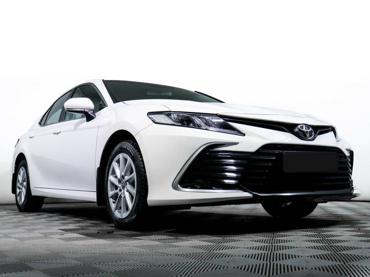 Toyota Camry с пробегом — 2021 год. Фото: #18