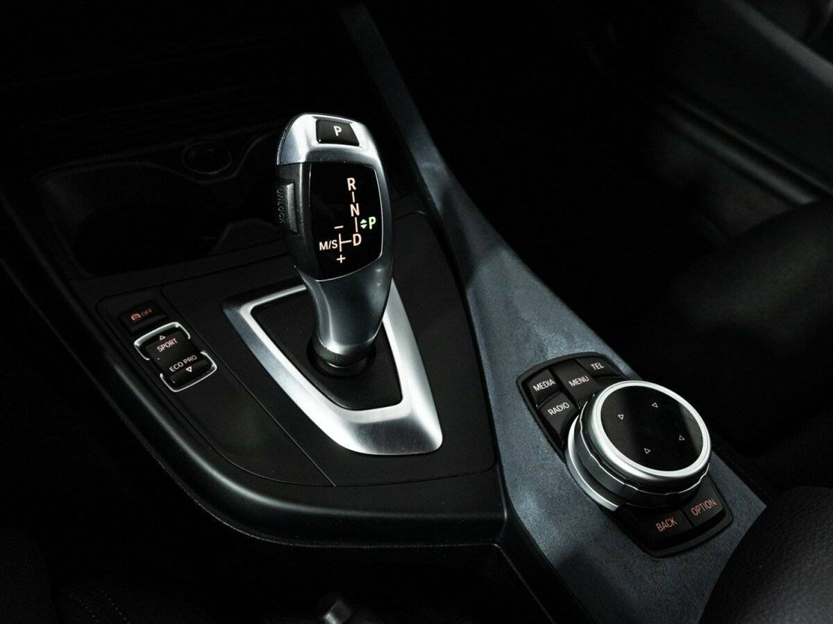 BMW 1 серии с пробегом — 2017 год. Фото: #17