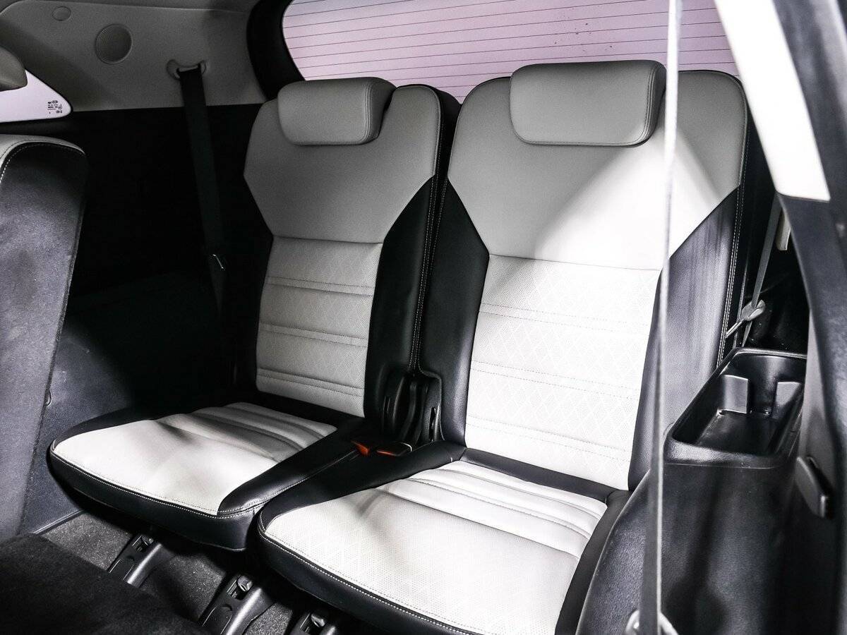 Kia Sorento с пробегом — 2019 год. Фото: #13