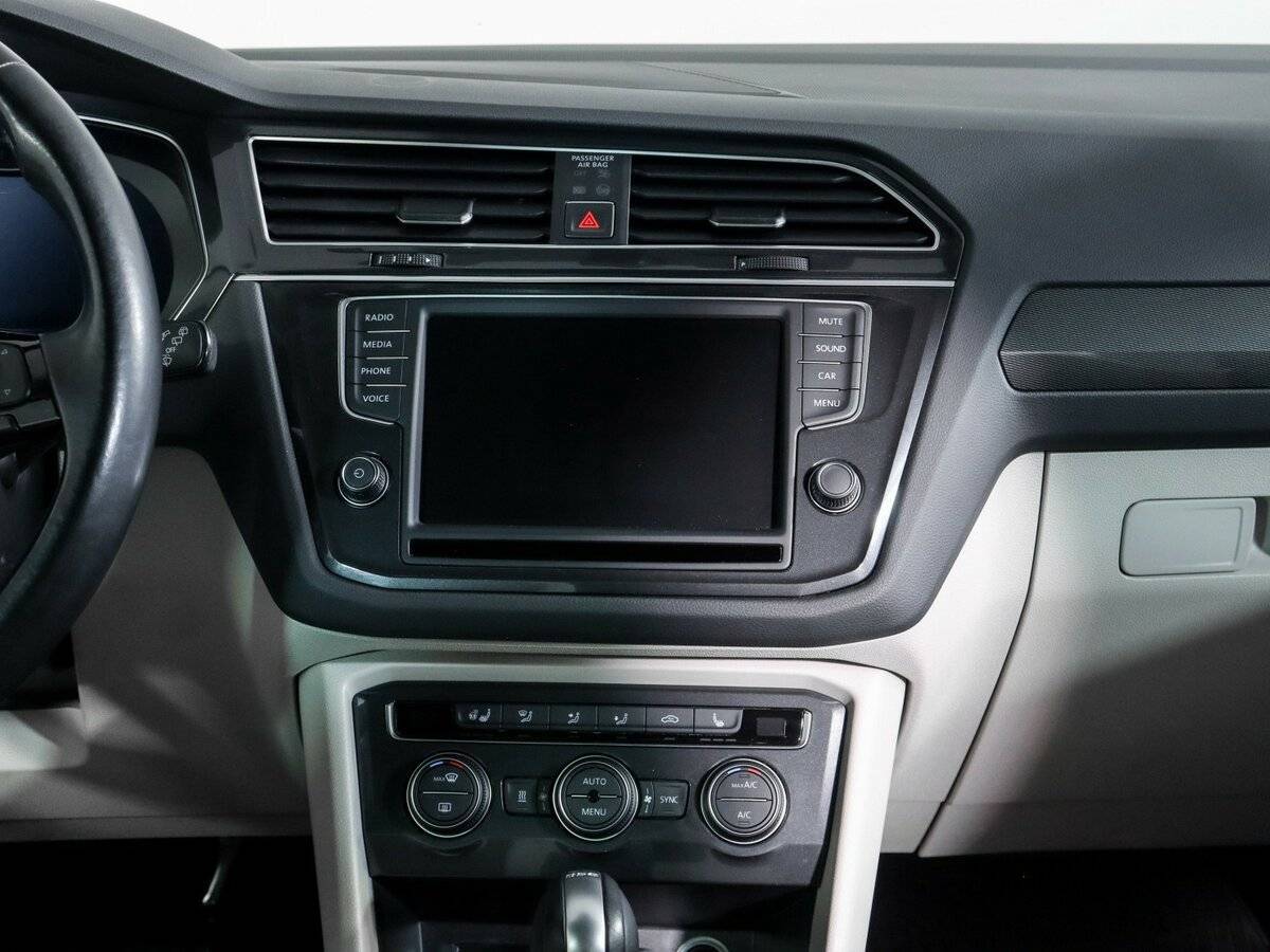 Volkswagen Tiguan с пробегом — 2017 год. Фото: #12