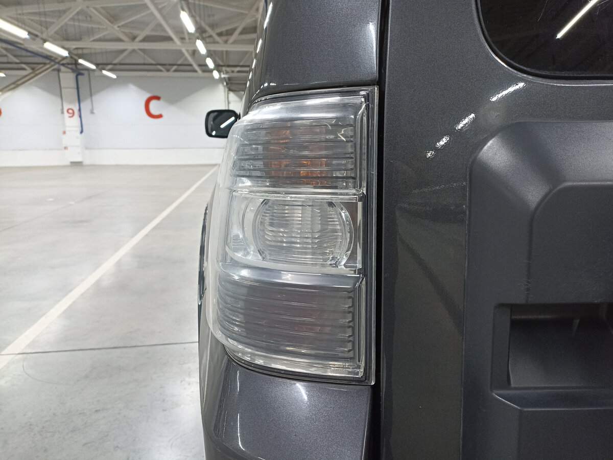 Mitsubishi Pajero с пробегом — 2012 год. Фото: #8