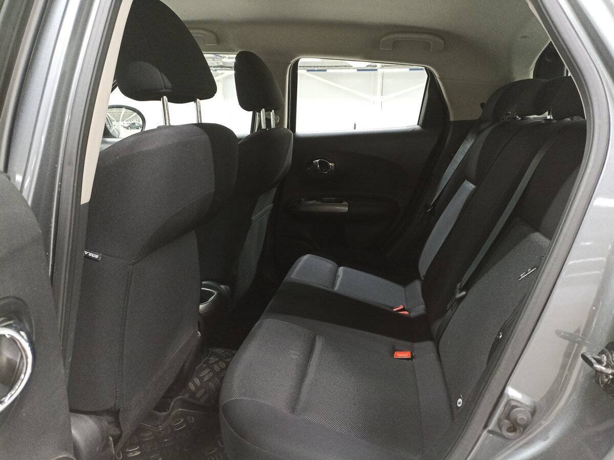 Nissan Juke с пробегом — 2012 год. Фото: #11