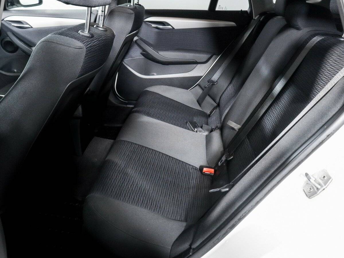 BMW X1 с пробегом — 2014 год. Фото: #6