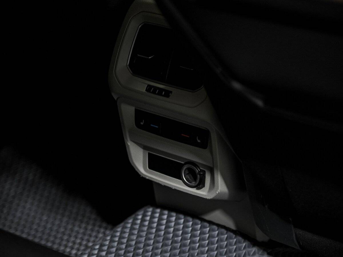 Volkswagen Tiguan с пробегом — 2017 год. Фото: #15