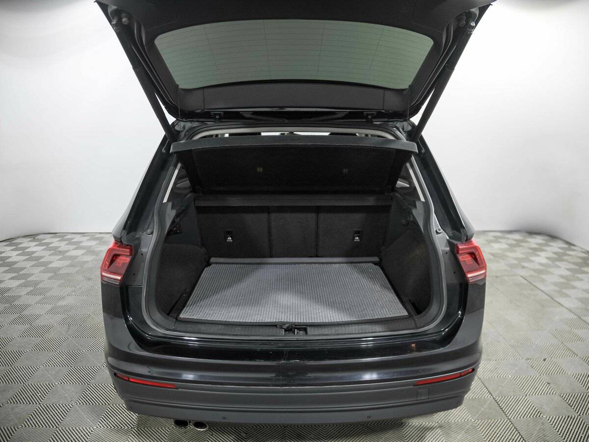 Volkswagen Tiguan с пробегом — 2017 год. Фото: #17