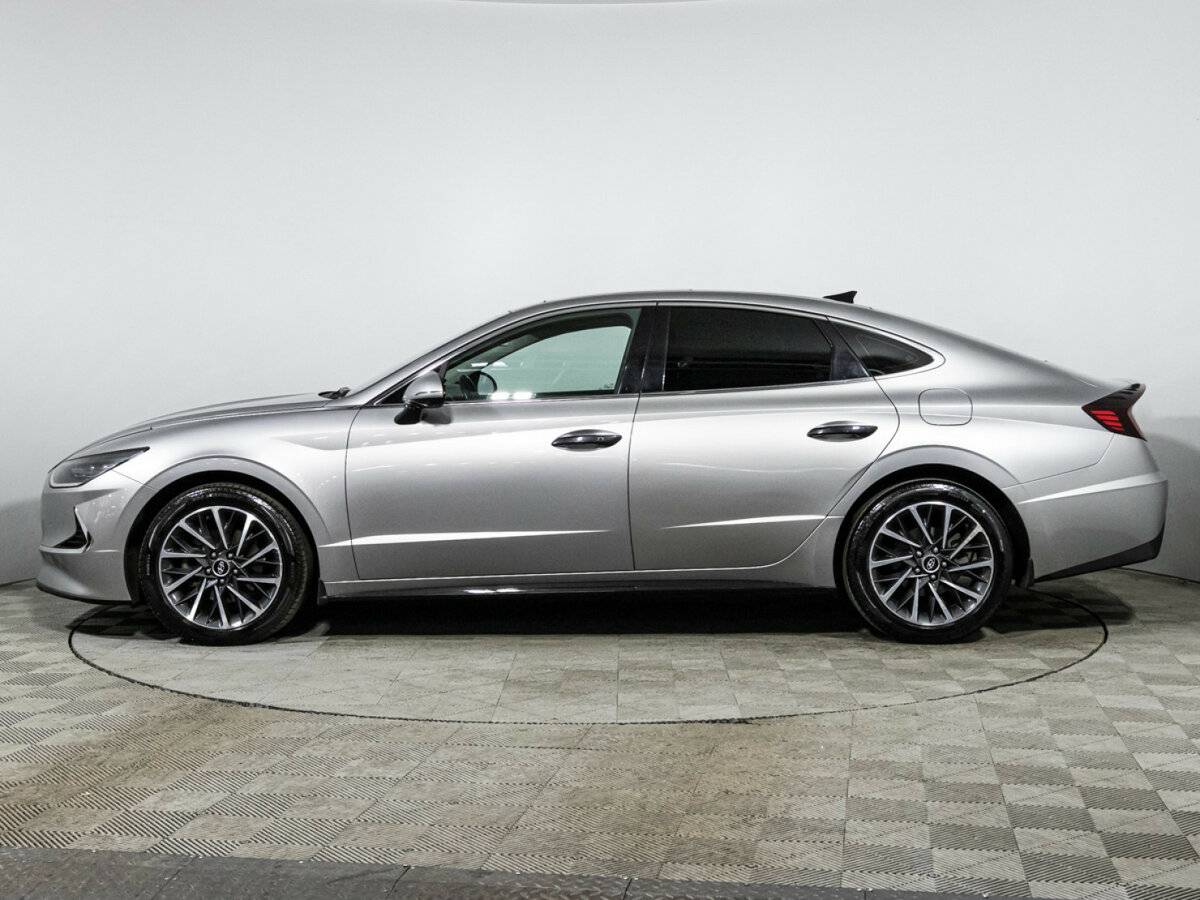 Hyundai Sonata с пробегом — 2020 год. Фото: #7