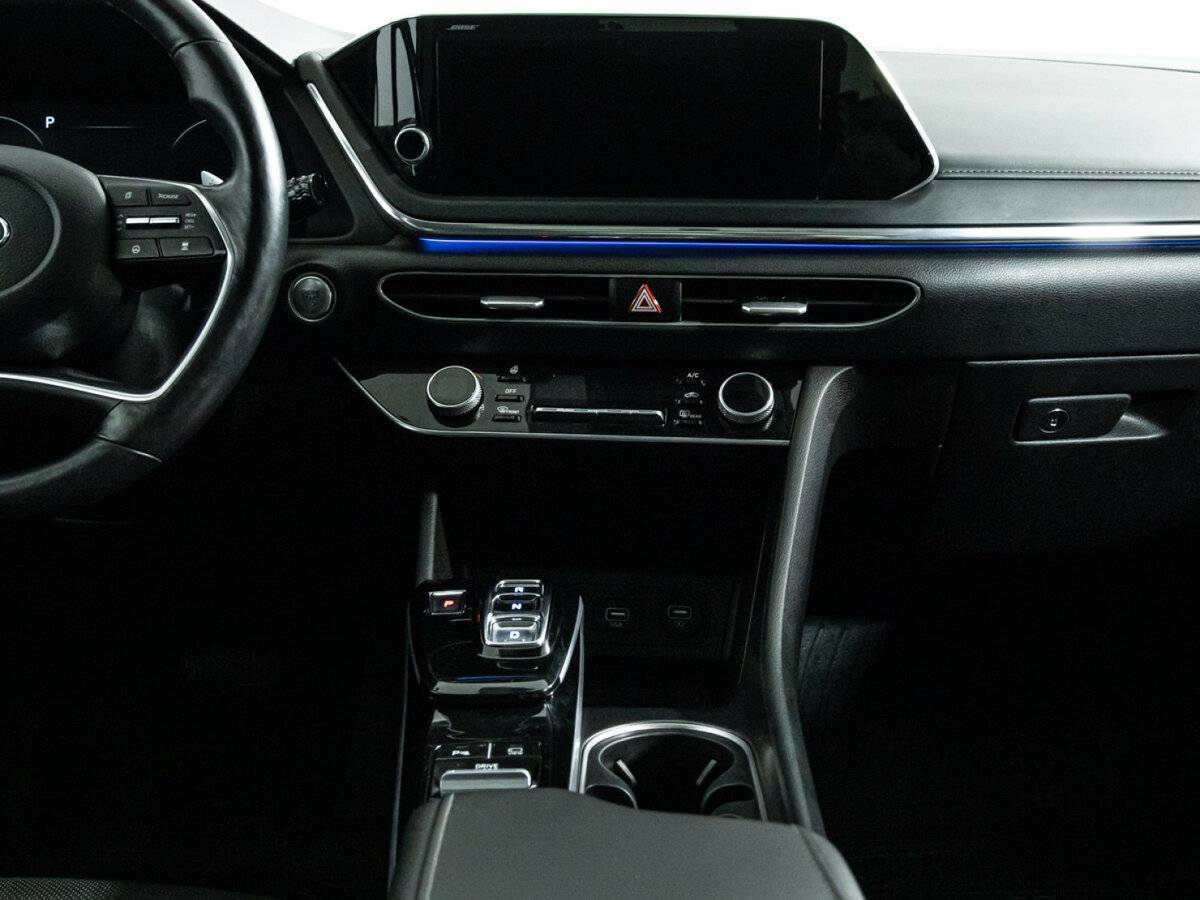 Hyundai Sonata с пробегом — 2020 год. Фото: #13