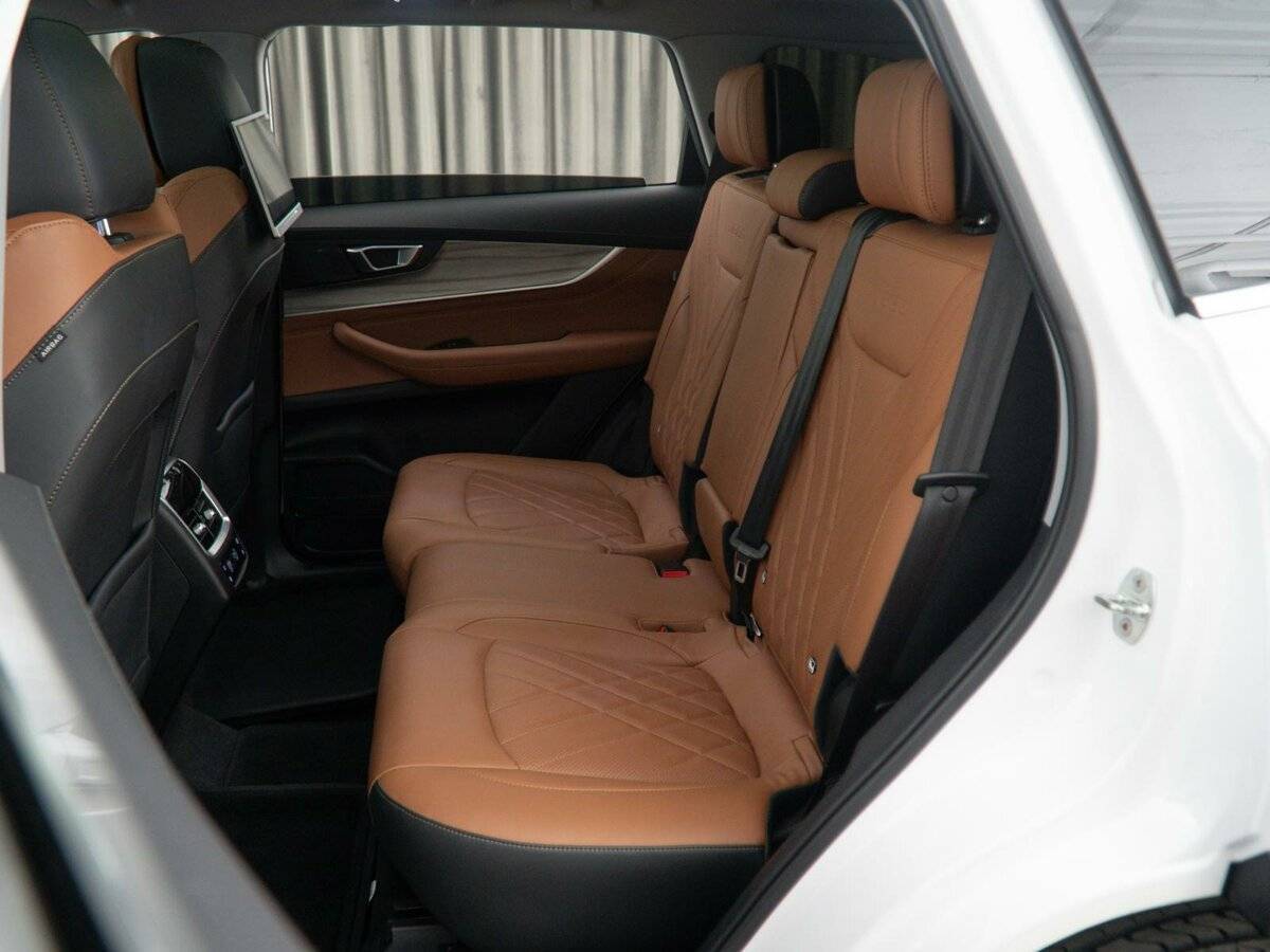 Chery Tiggo 8 Pro Max с пробегом — 2022 год. Фото: #9