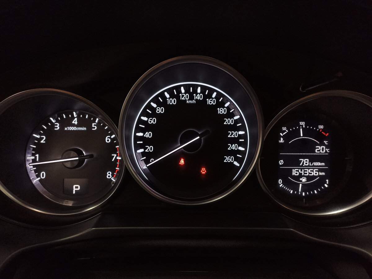 Mazda 6 с пробегом — 2016 год. Фото: #12