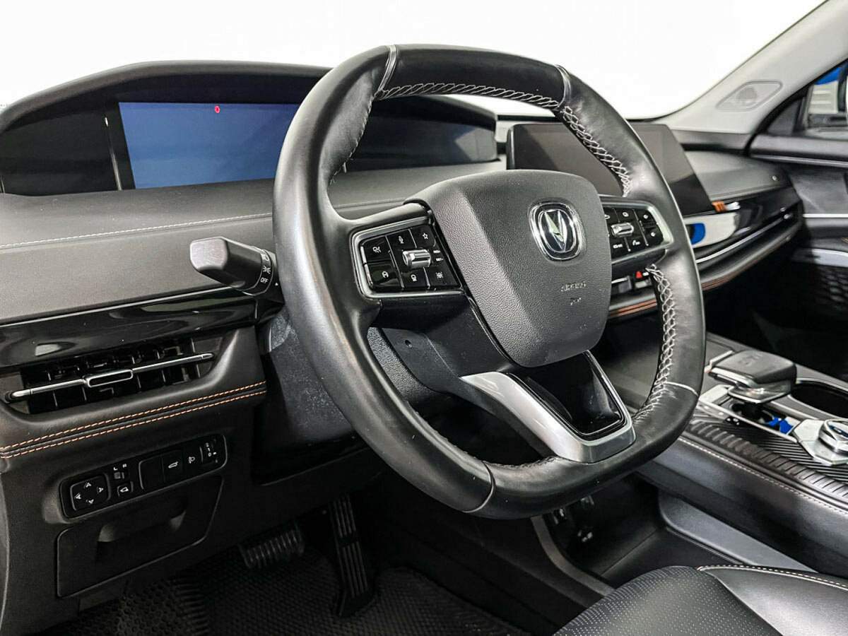 Changan UNI-K с пробегом — 2023 год. Фото: #11