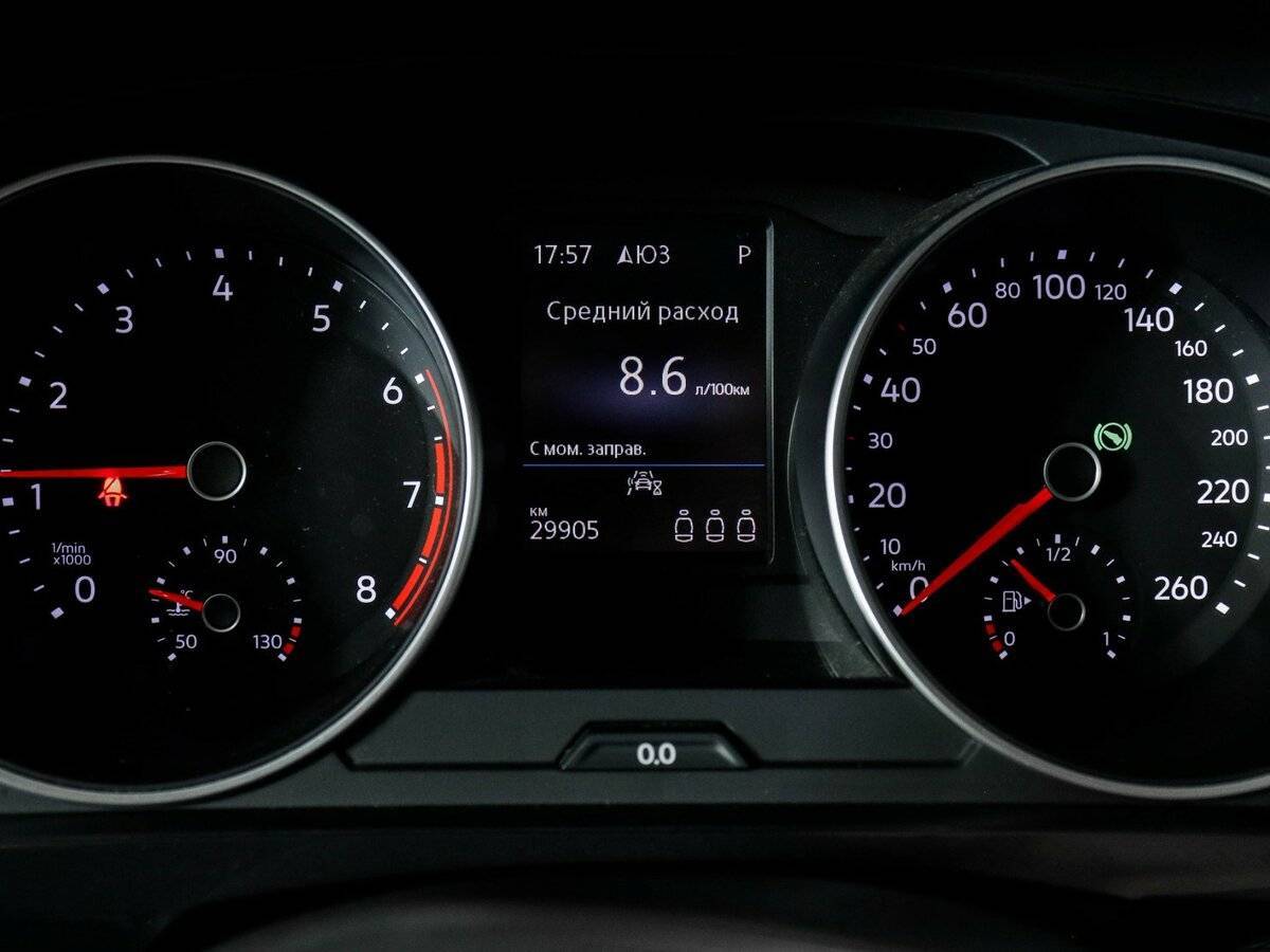 Volkswagen Tiguan с пробегом — 2021 год. Фото: #6