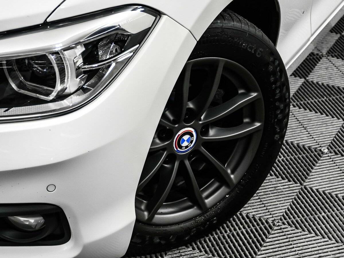 BMW 1 серии с пробегом — 2017 год. Фото: #13