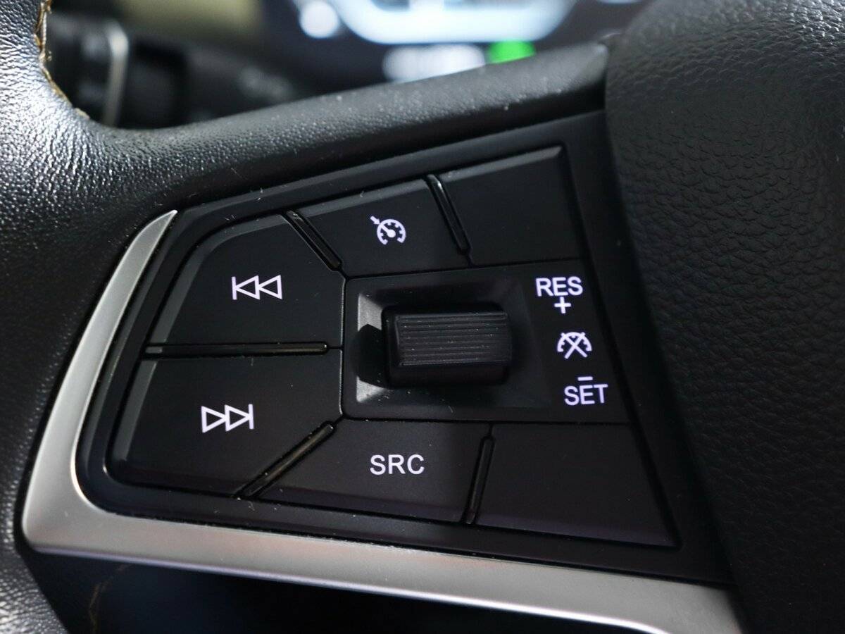 Москвич 3 с пробегом — 2023 год. Фото: #19