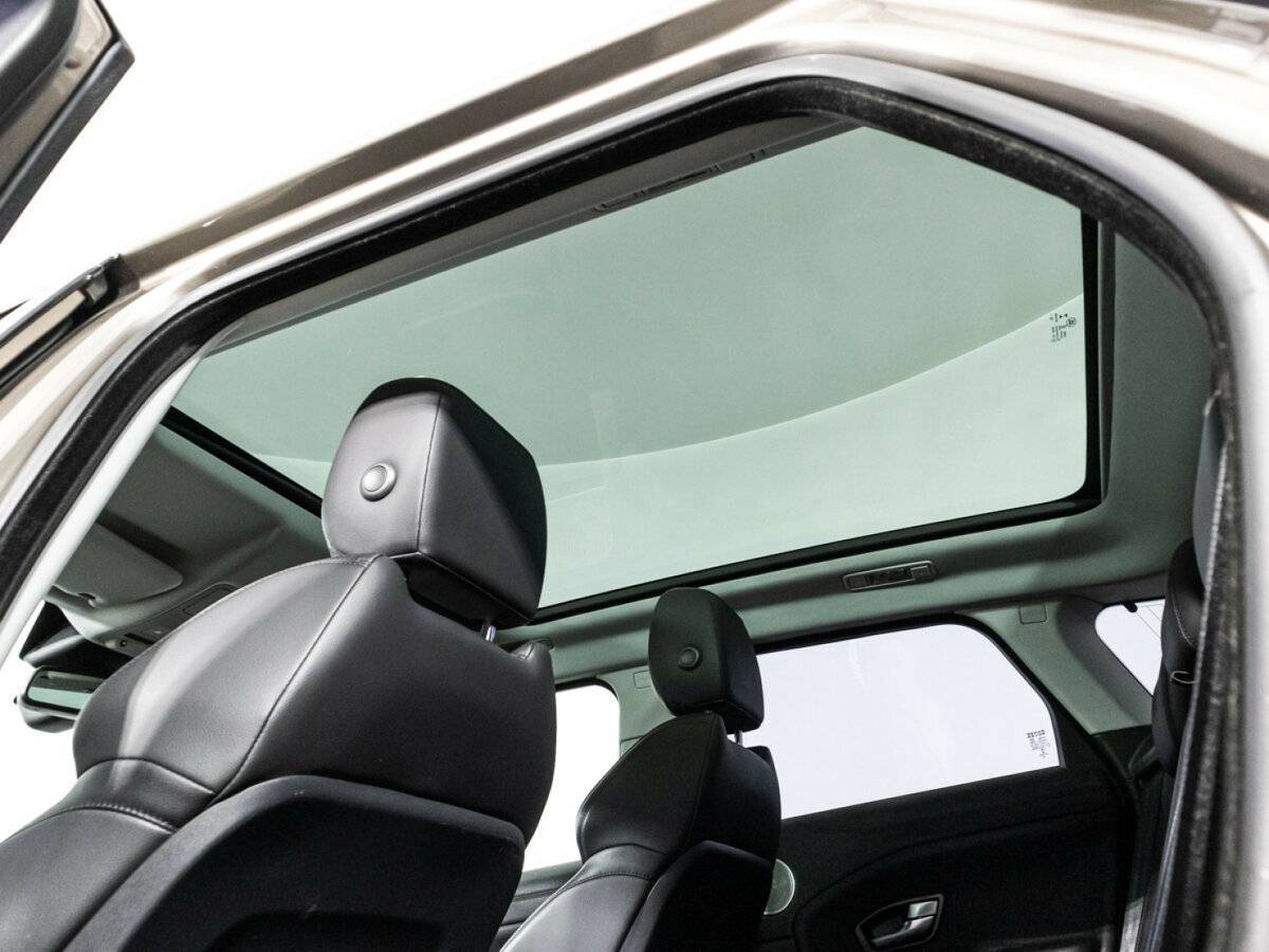 Land Rover Range Rover Evoque с пробегом — 2017 год. Фото: #16