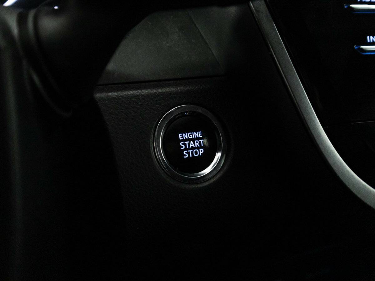 Toyota Camry с пробегом — 2020 год. Фото: #18