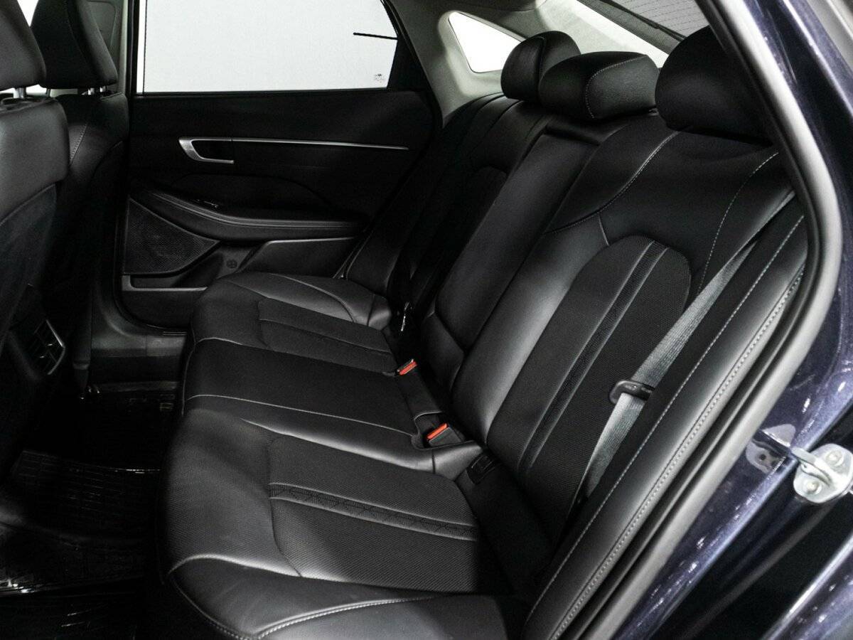 Hyundai Sonata с пробегом — 2019 год. Фото: #9