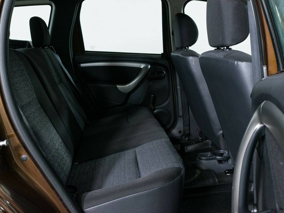 Renault Duster с пробегом — 2014 год. Фото: #11