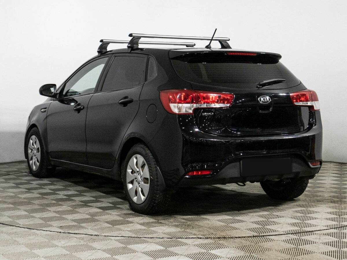 Kia Rio с пробегом — 2015 год. Фото: #6