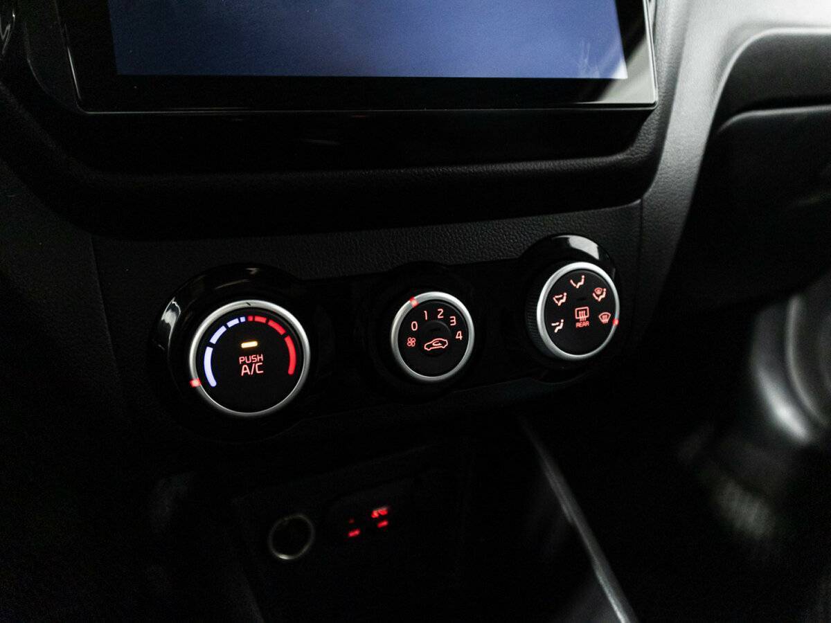 Kia Rio с пробегом — 2015 год. Фото: #14