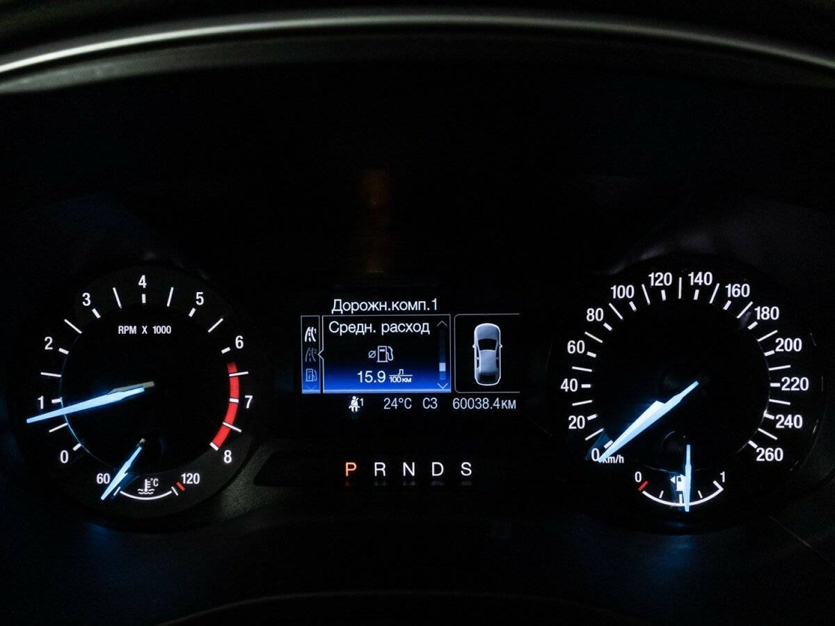 Ford Mondeo с пробегом — 2015 год. Фото: #11