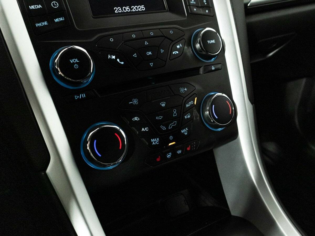 Ford Mondeo с пробегом — 2015 год. Фото: #14