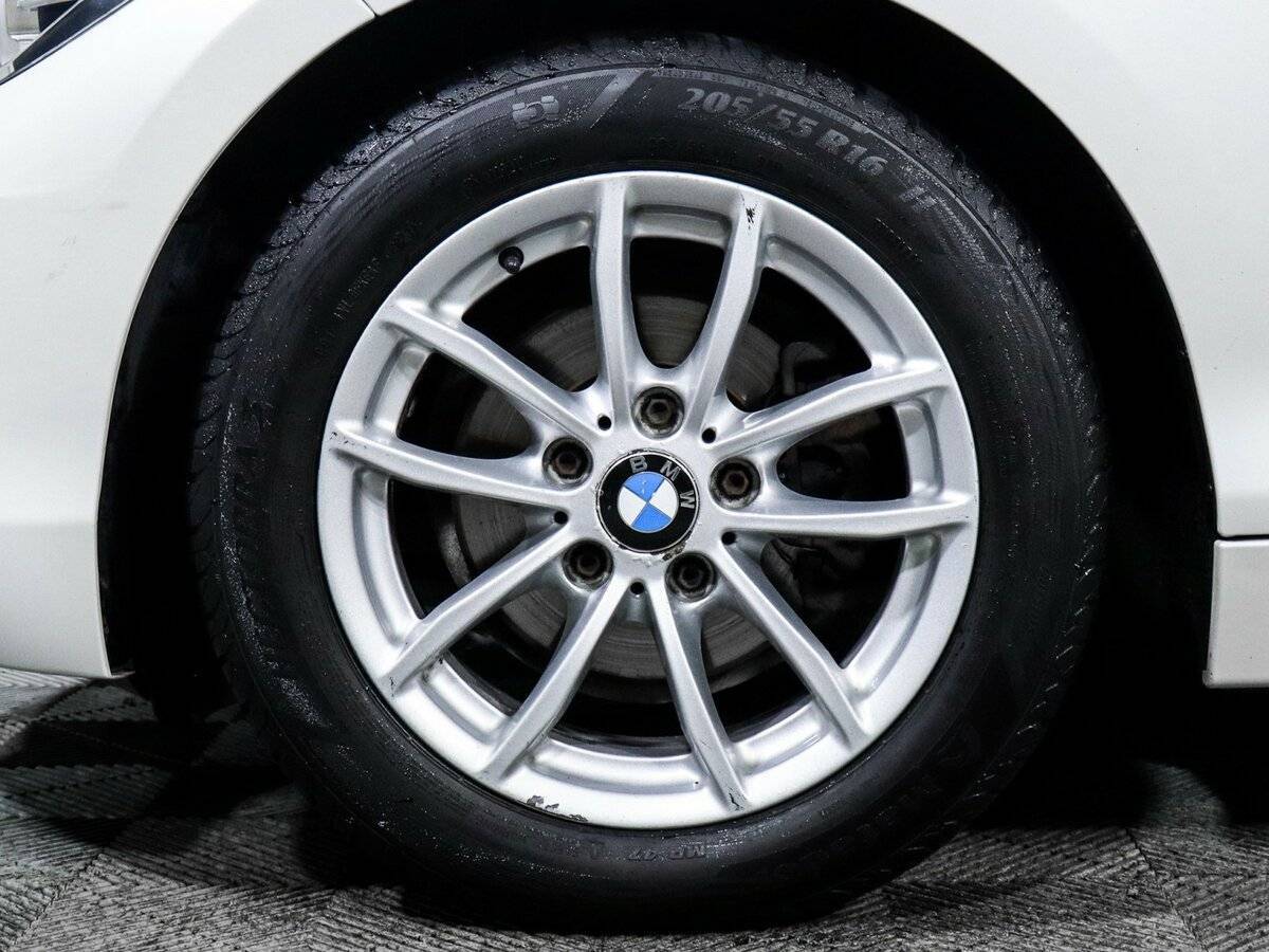 BMW 1 серии с пробегом — 2018 год. Фото: #12