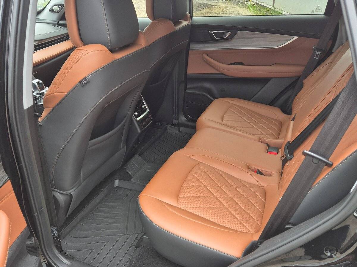 Chery Tiggo 8 Pro Max с пробегом — 2023 год. Фото: #15