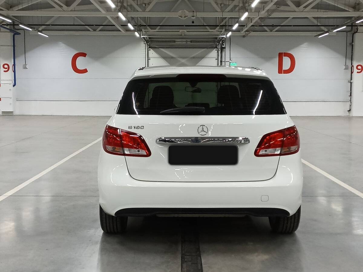 Mercedes-Benz B-Класс с пробегом — 2015 год. Фото: #5