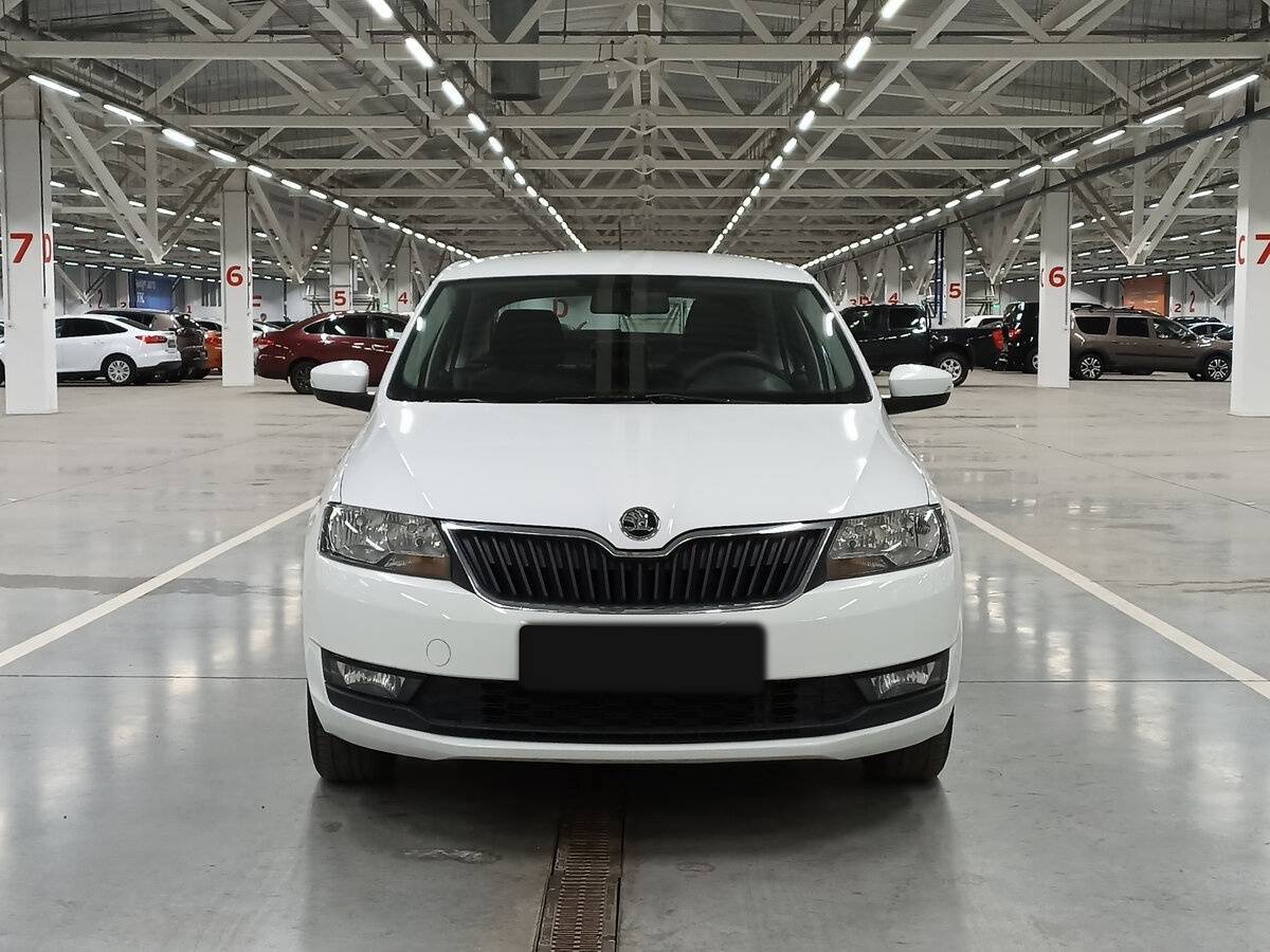 Skoda Rapid с пробегом — 2019 год. Фото: #1