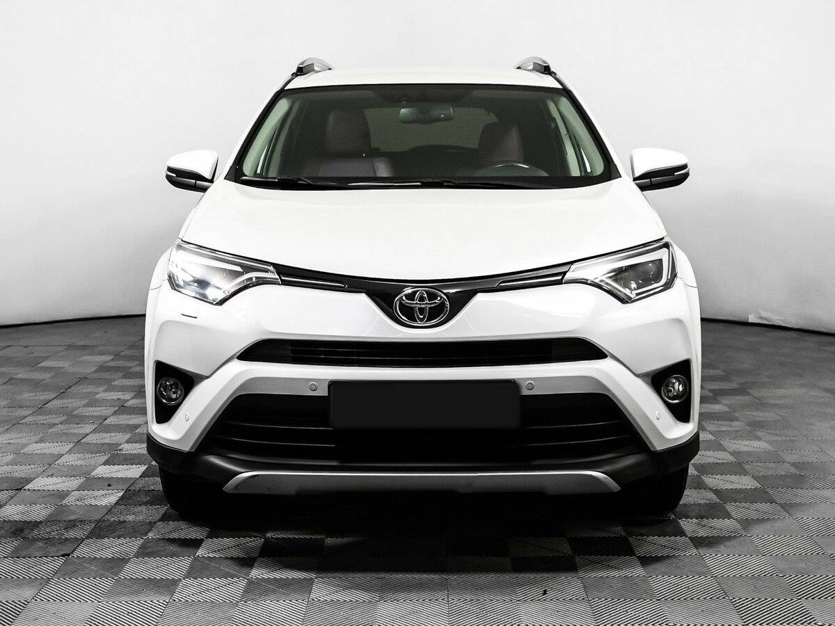 Toyota RAV4 с пробегом — 2019 год. Фото: #1