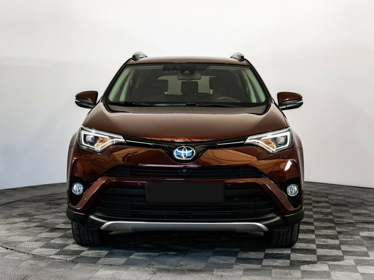 Toyota RAV4 с пробегом — 2019 год. Фото: #1