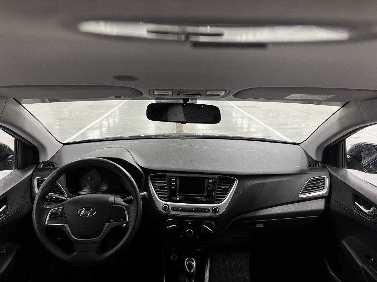 Hyundai Solaris с пробегом — 2017 год. Фото: #11