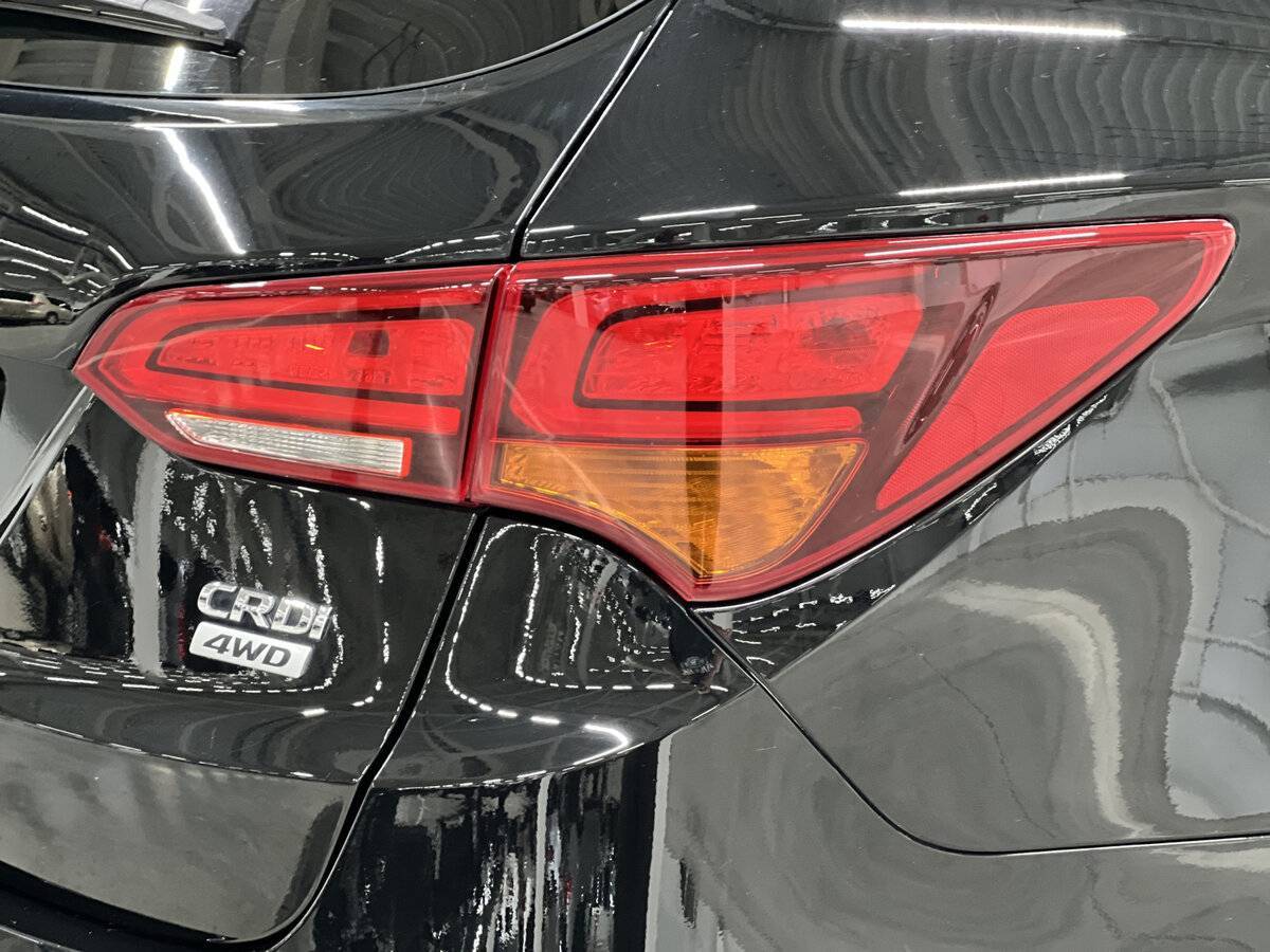 Hyundai Santa Fe с пробегом — 2015 год. Фото: #8